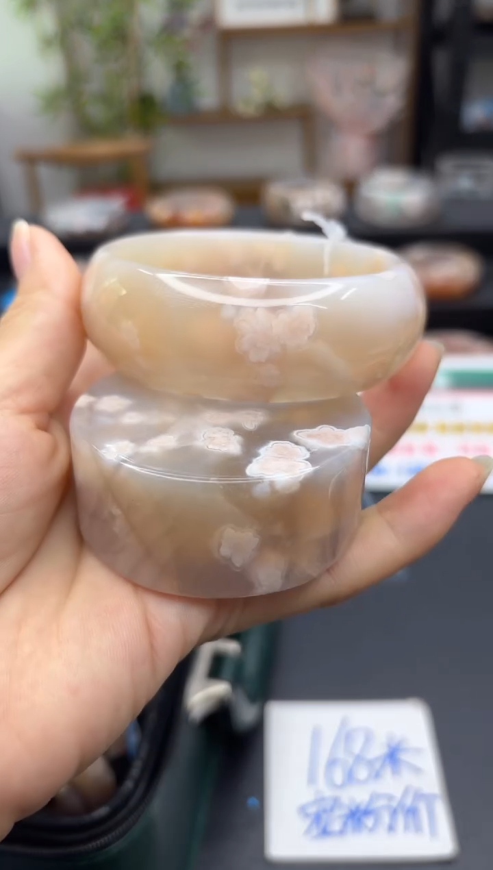 【闪购商品】石英质玉手镯未镶嵌C190(60圈赠送镯心)