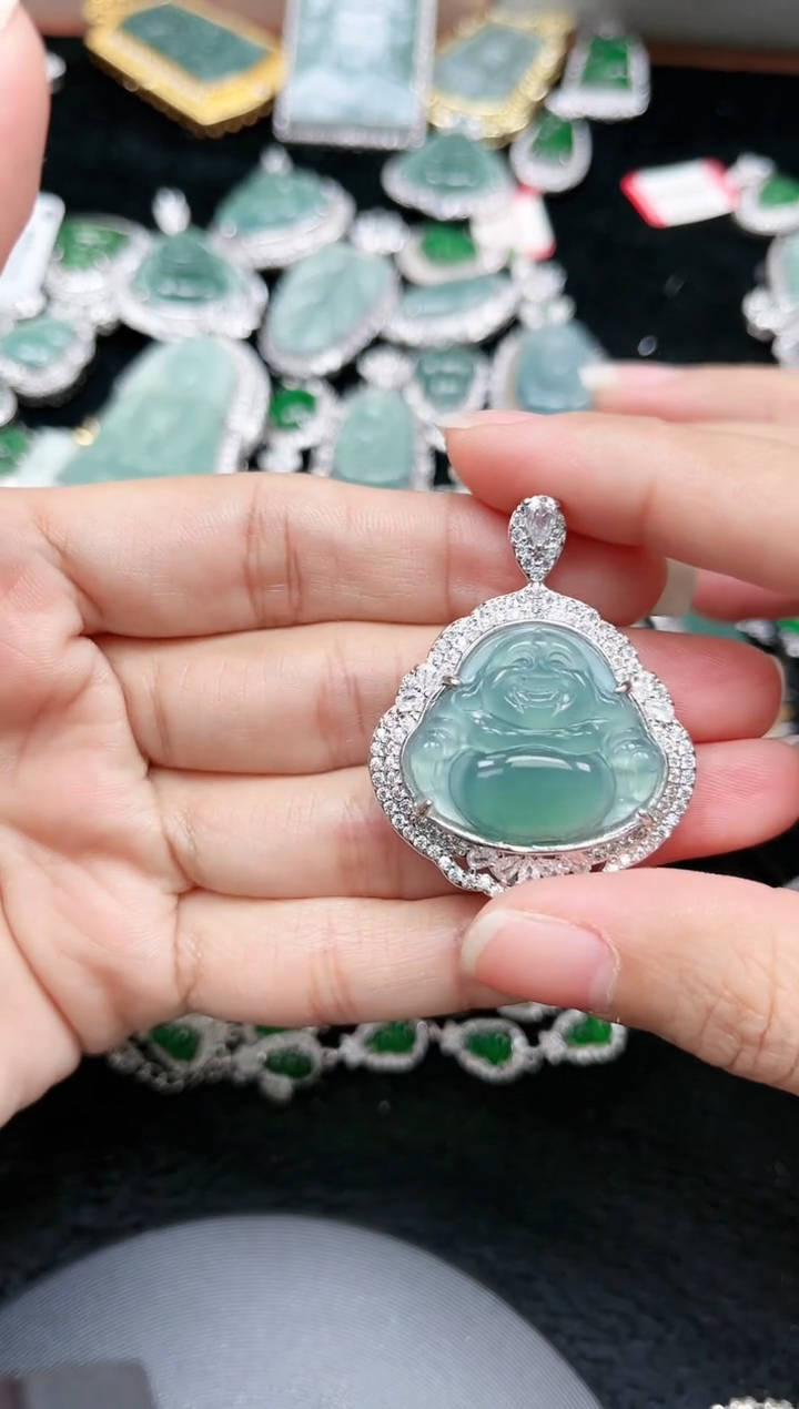 【闪购商品】翡翠颈饰未镶嵌赠皮绳1219