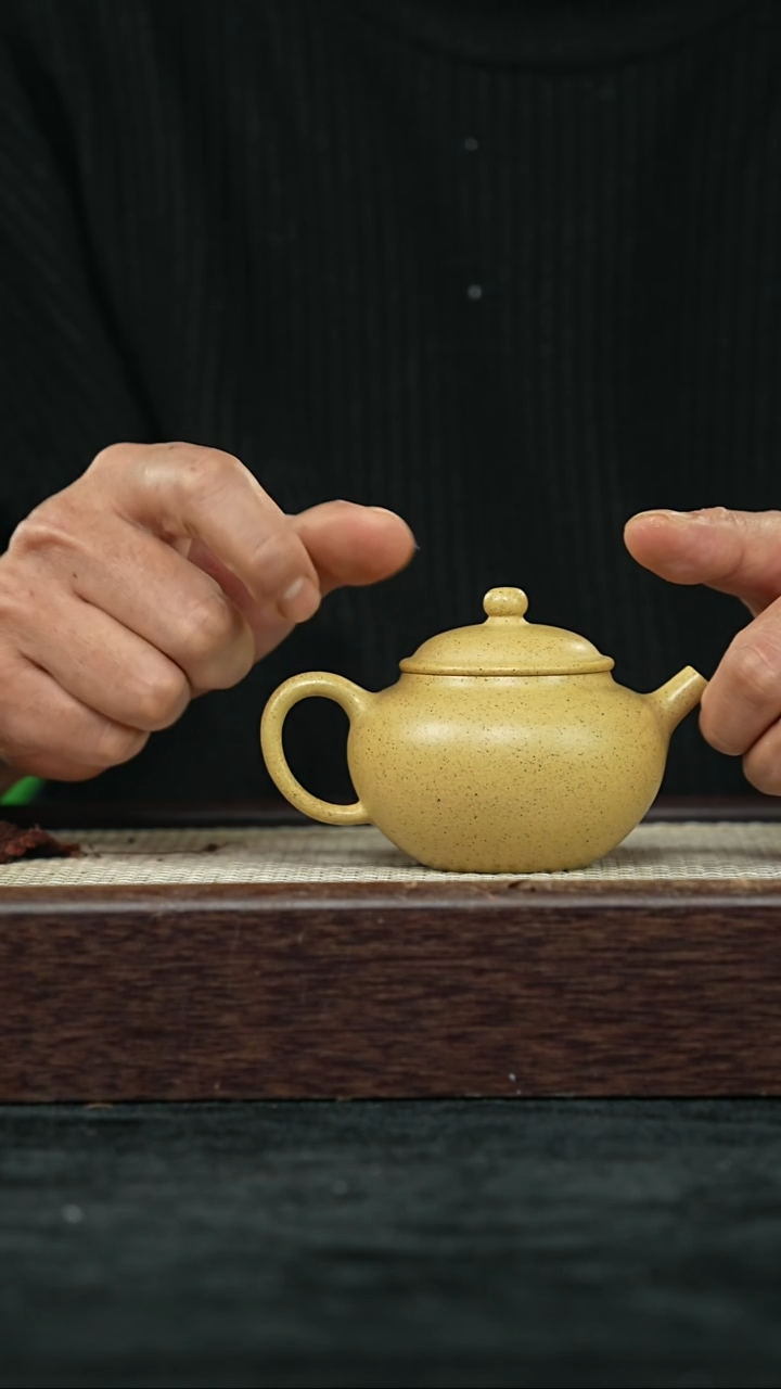 【闪购商品】紫砂茶壶@@EH12890史杏华圆珠