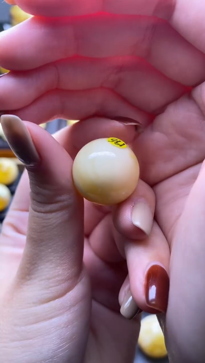 【闪购商品】琥珀裸石未镶嵌 大小姐珠宝严选33