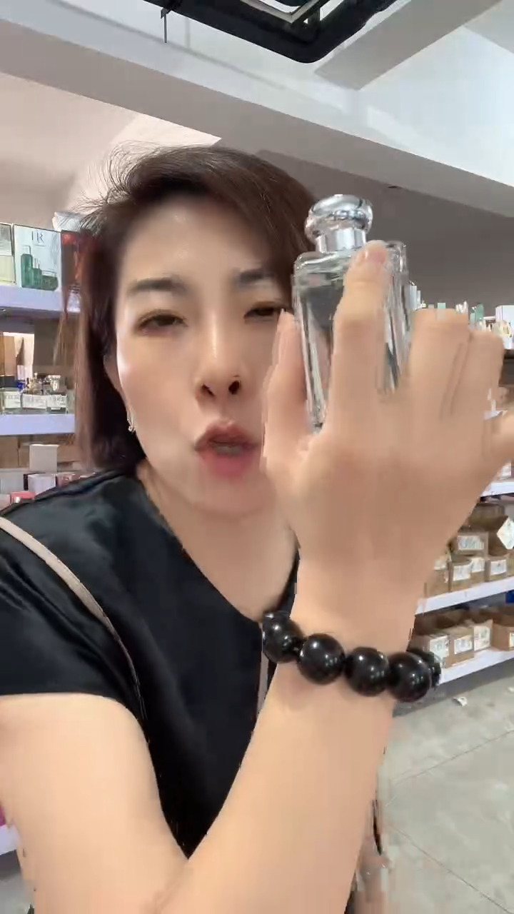 茶周边摆件手拿摆件鼠尾草