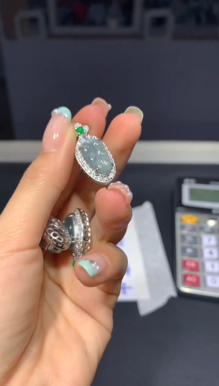【闪购商品】定制翡翠未镶嵌2多样性发货(发其一）