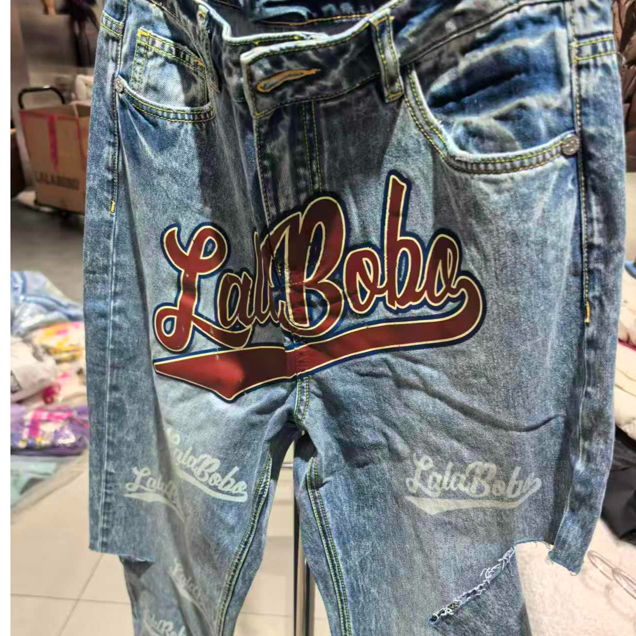 南京【不退不换】侧破洞牛仔长裤L20B-WXZC14