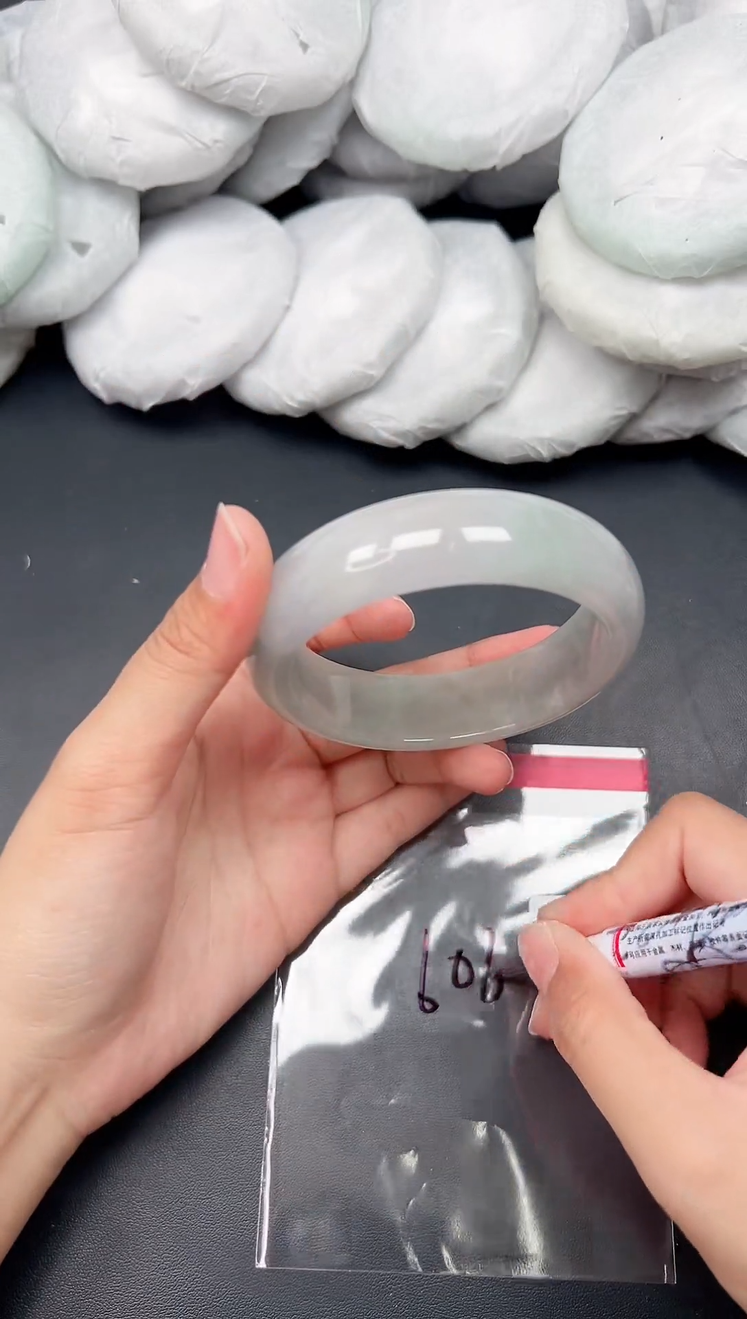 精品手镯，一物一拍C033