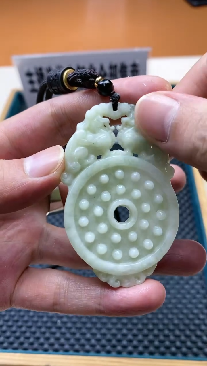 【闪购商品】蛇纹石玉其它未镶嵌多样性发货一个