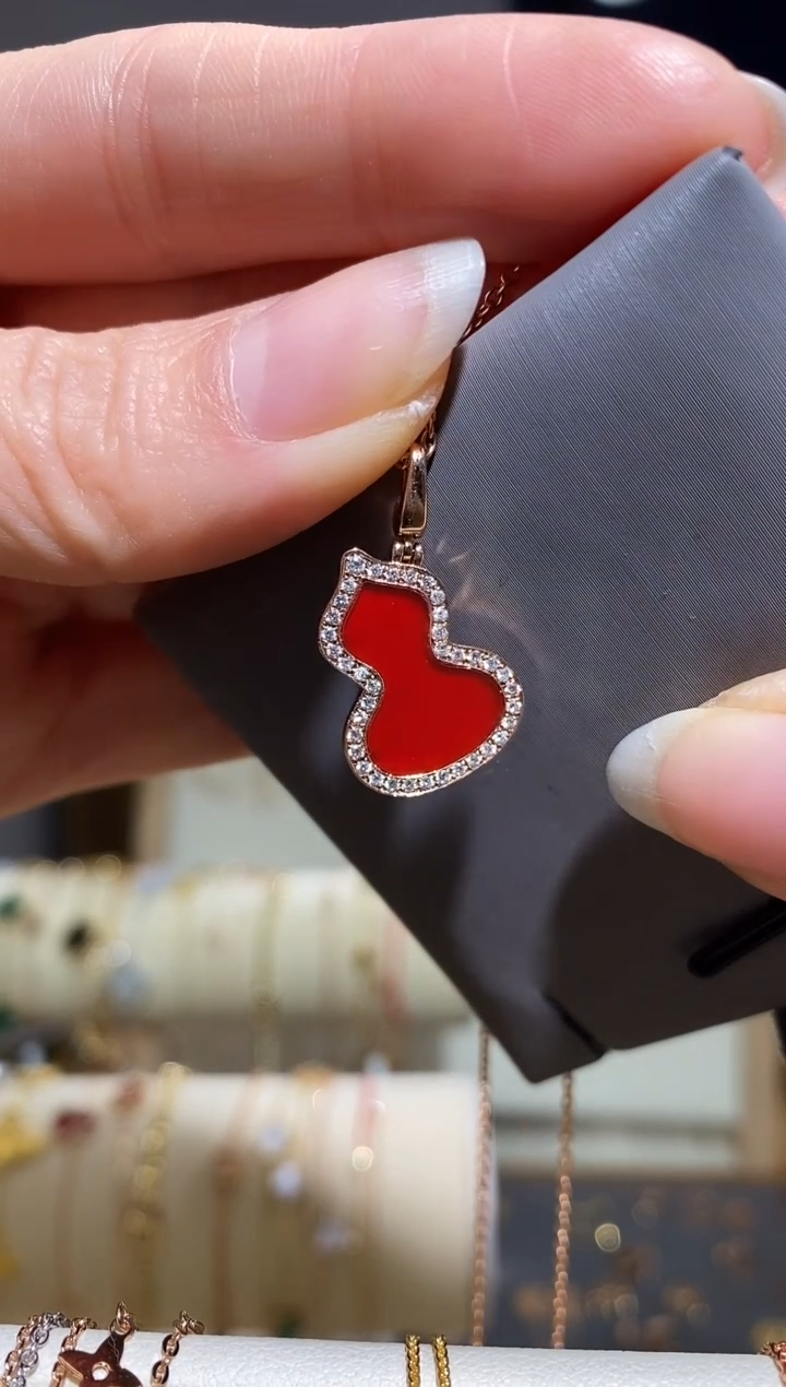 【闪购商品】钻石吊坠(不含链)18K金镶嵌吊坠