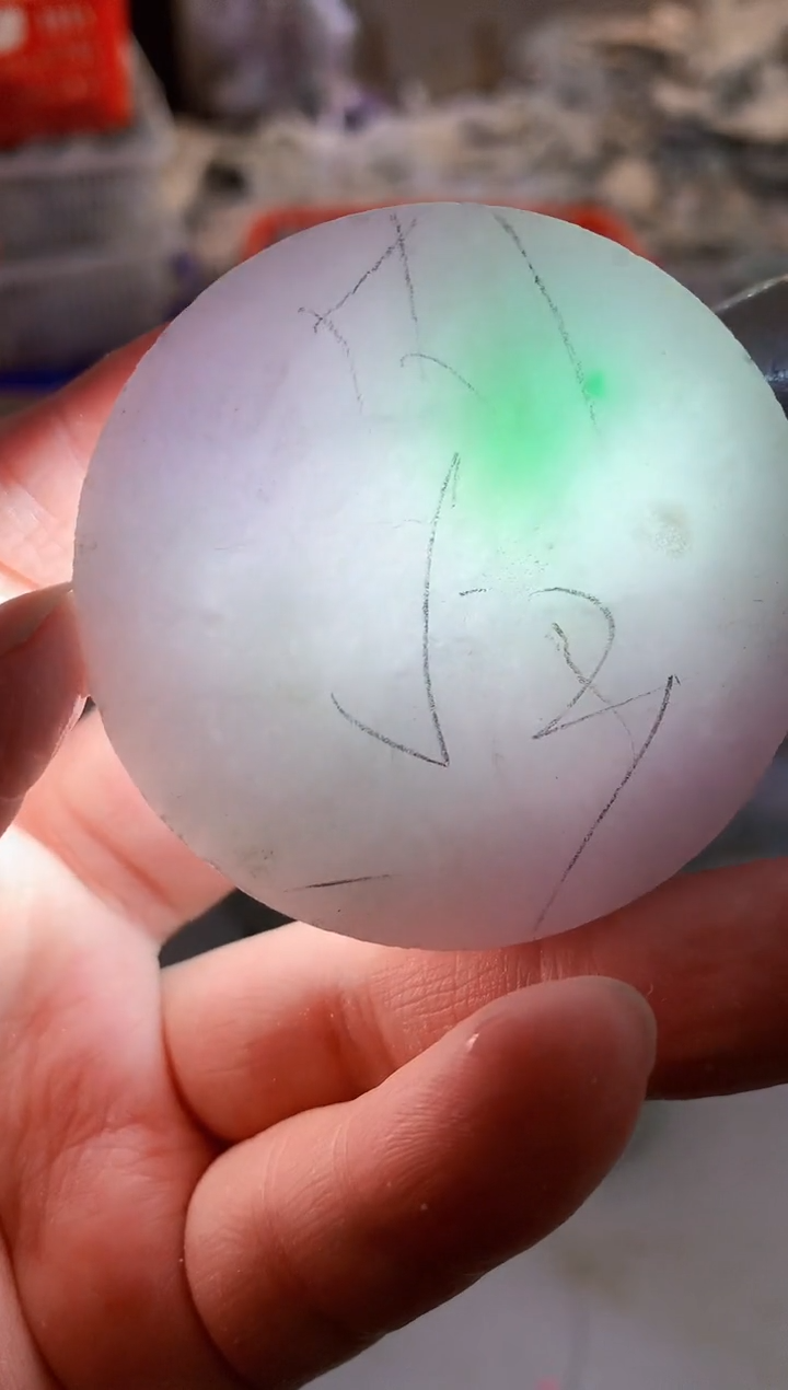 【闪购商品】翡翠挂件未镶嵌0东0翡翠珠宝276随机发