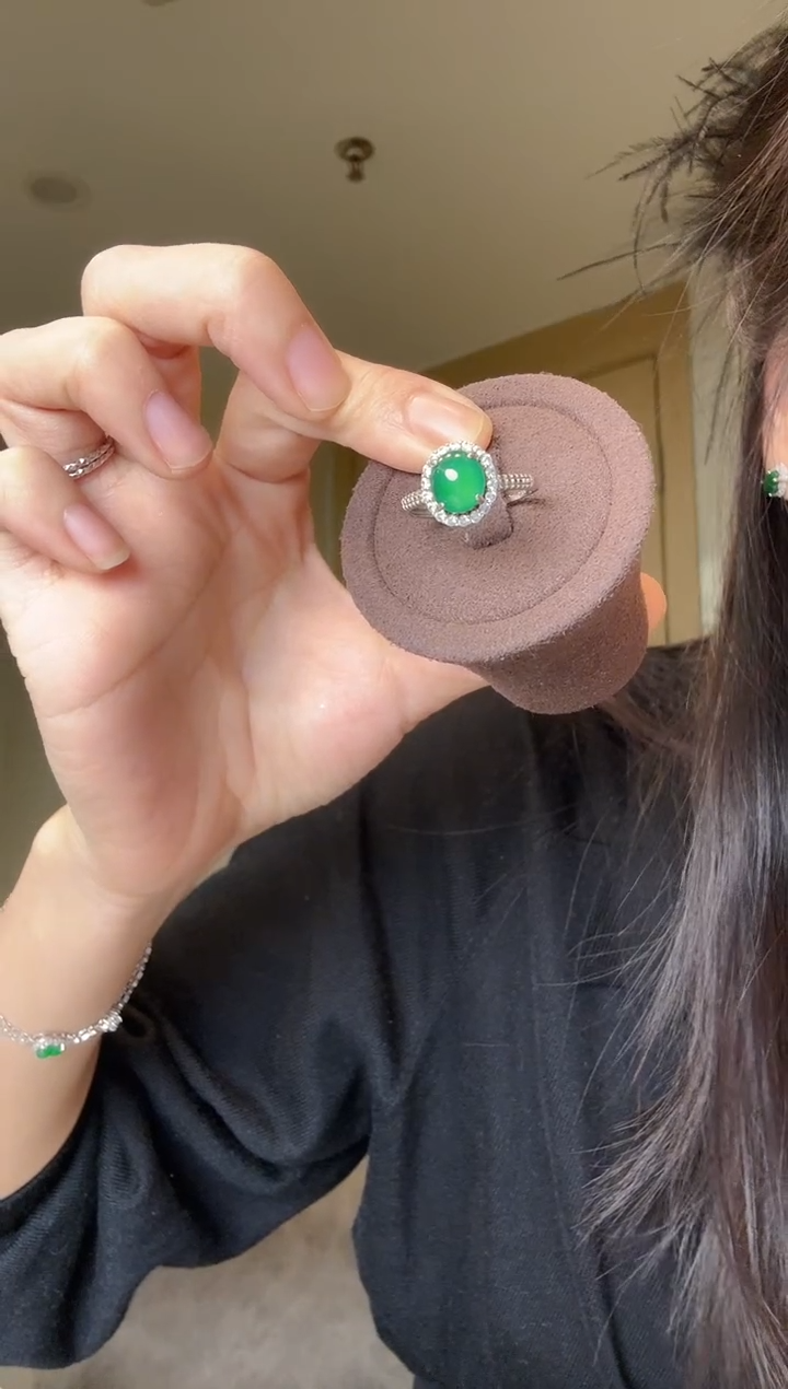 【闪购商品】翡翠戒指银S925镶嵌天然翡翠戒指