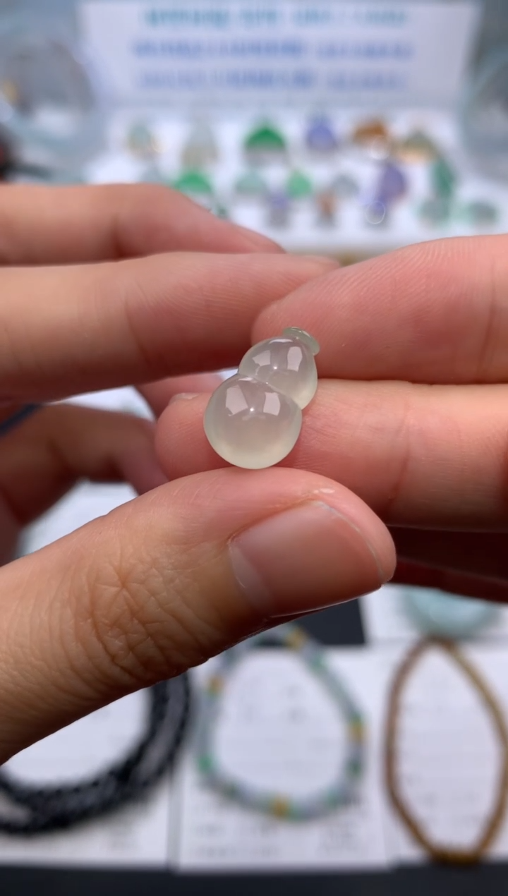 【闪购商品】定制翡翠未镶嵌模式推广期24小时鉴赏期