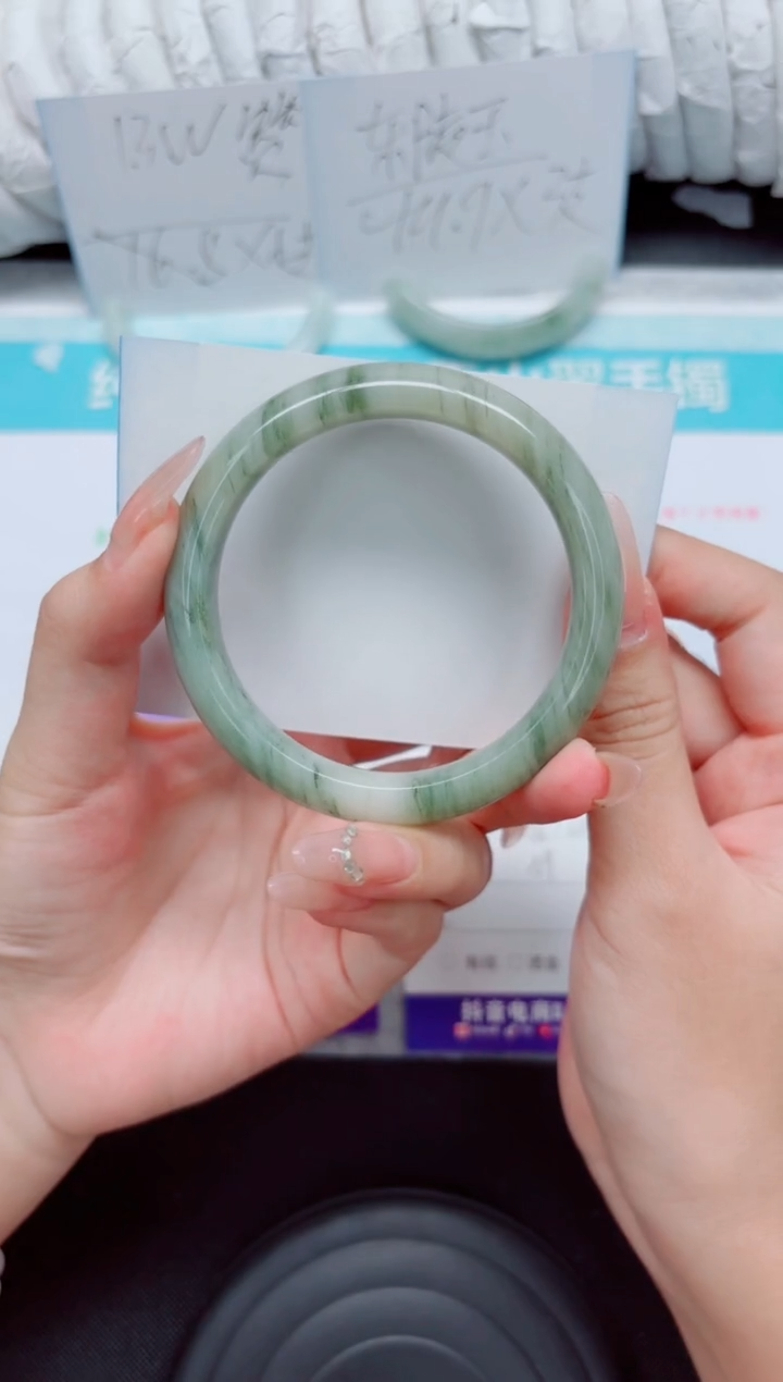 石英质玉手镯未镶嵌223-59