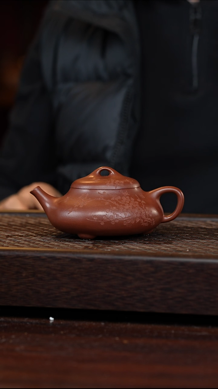 茶壶紫砂丹壶溢香紫砂壶微瑕