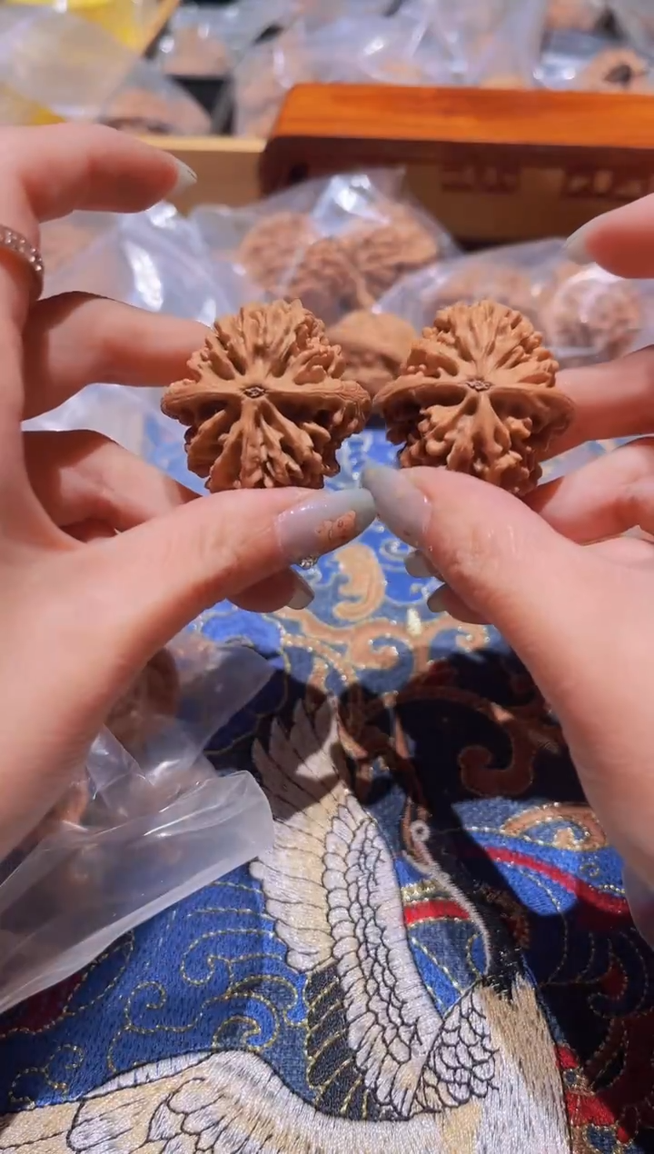 把件文玩核桃081秦闷