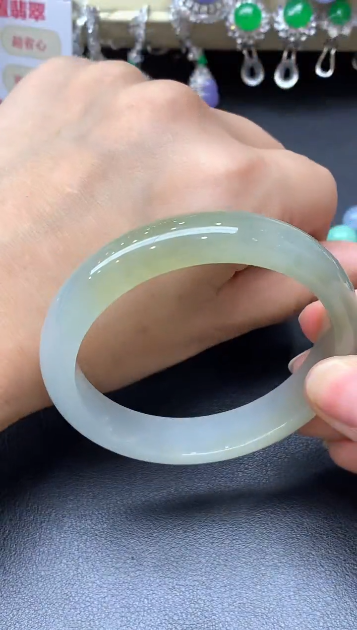 未镶嵌手镯翡翠561-中国好珍宝