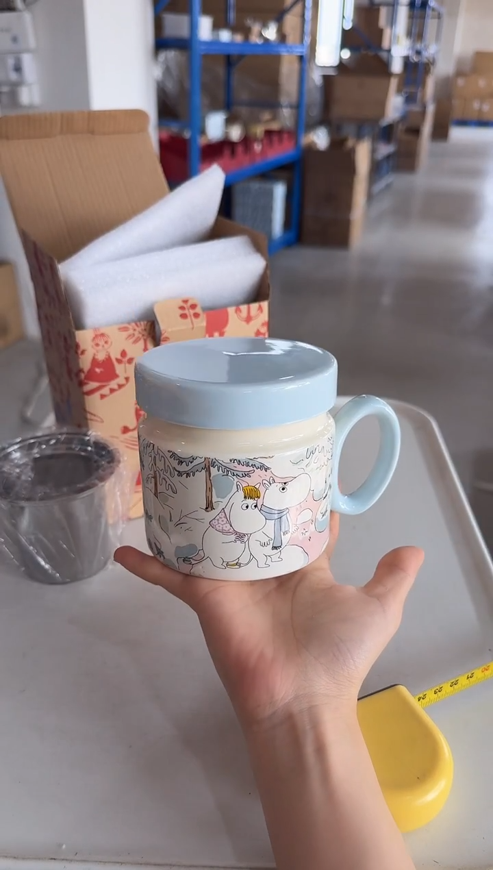 瓷片姆明盖杯冬雪（含茶滤）