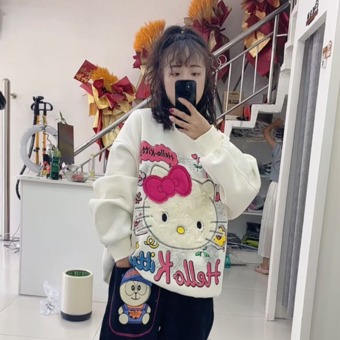 13672O欧版蝴蝶结猫圆领咪休闲卫衣秋季长袖上衣-8815
