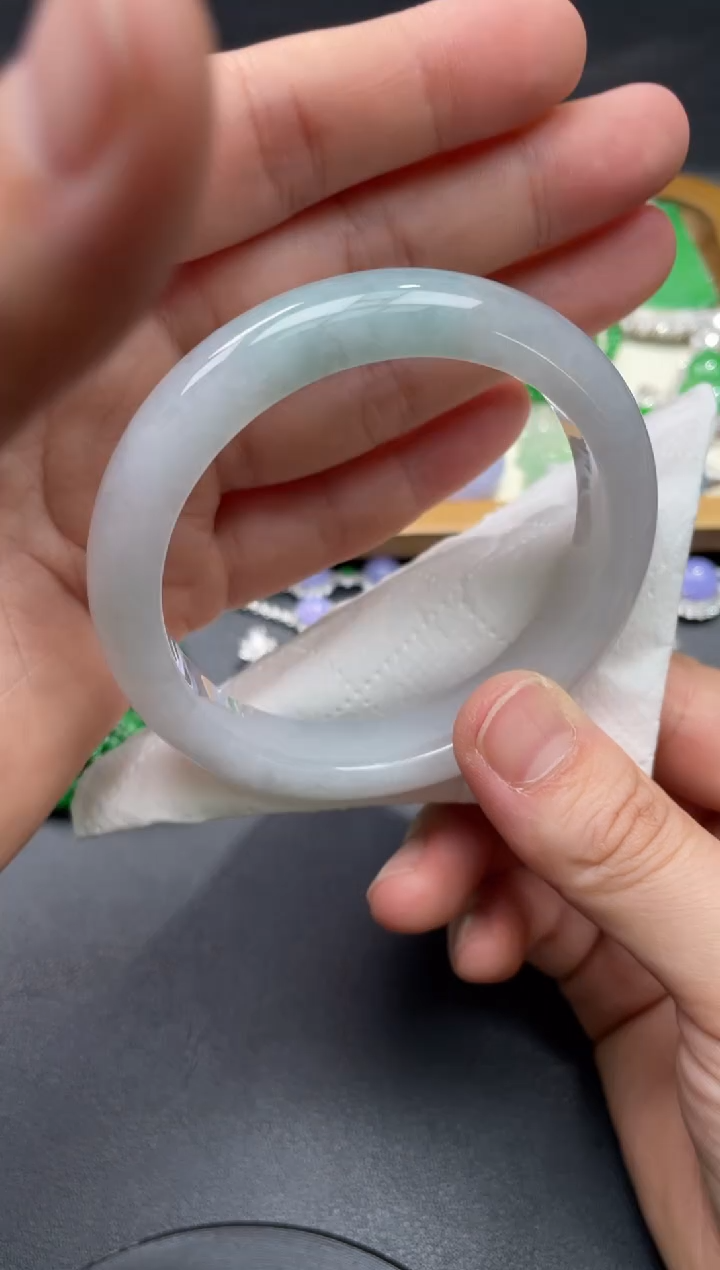 【闪购商品】翡翠手镯未镶嵌79.........