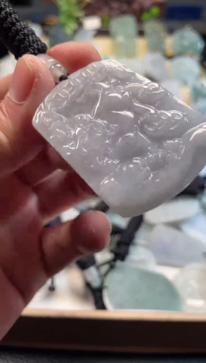 颈饰未镶嵌翡翠12/03/022