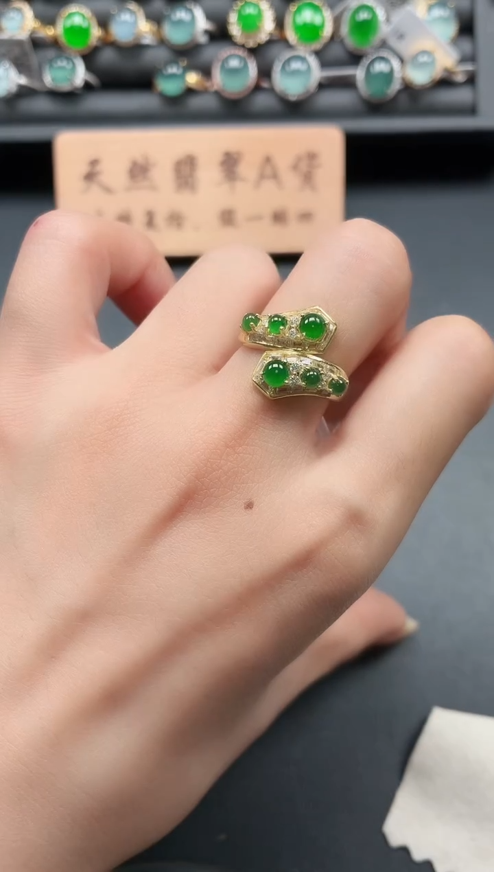 银S925镶嵌戒指翡翠1