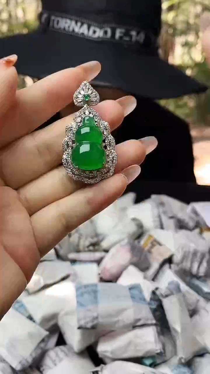 满色吊坠    所见即所得