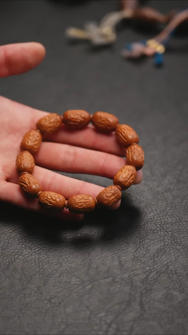 吊坠橄榄核苏沟通橄榄核