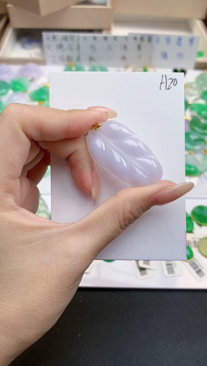 颈饰18K金镶嵌翡翠天然缅甸A货翡翠