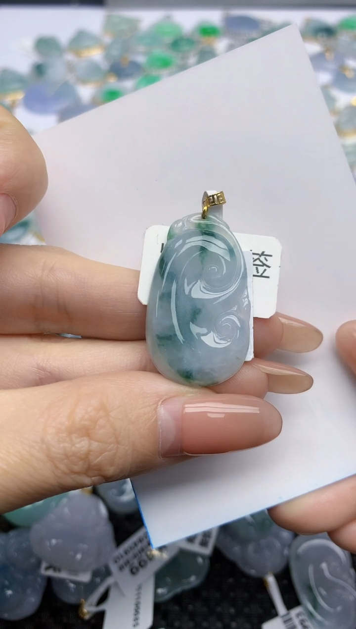 【闪购商品】翡翠挂件18K金镶嵌天然翡翠A货