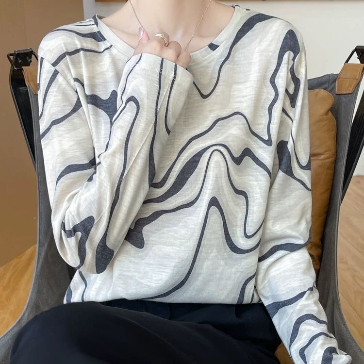 女装显瘦时尚设计感蝴蝶扎染毛针织衫长袖INS风百搭常规秋季