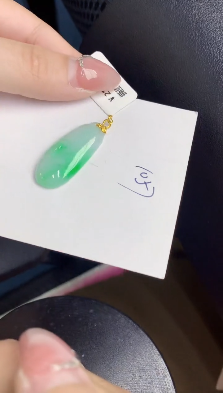 【闪购商品】翡翠颈饰18K金镶嵌000000000