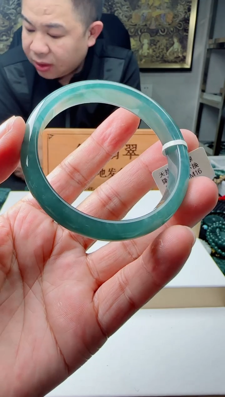 【闪购商品】翡翠颈饰未镶嵌1111111111
