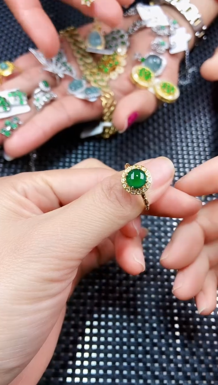 【闪购商品】翡翠戒指未镶嵌111111111