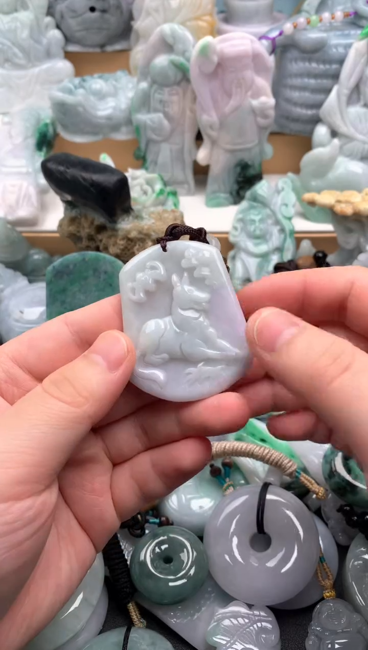 吊坠(不含链)未镶嵌翡翠1