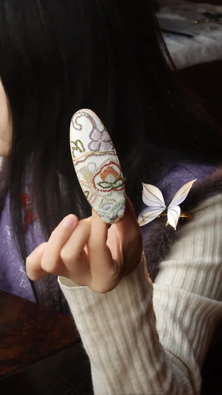 【闪购商品】刺绣纯手工非遗国风饰品一个