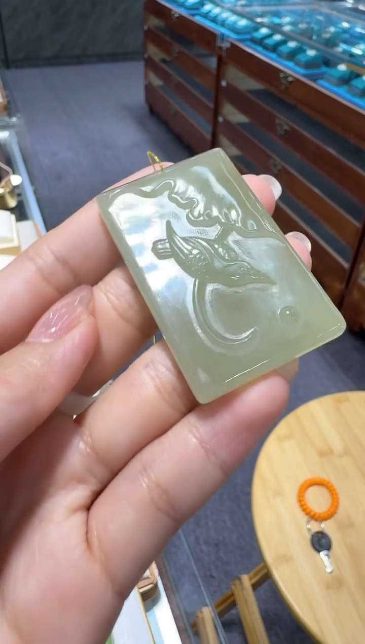 颈饰未镶嵌和田玉无事牌吊坠/配绳