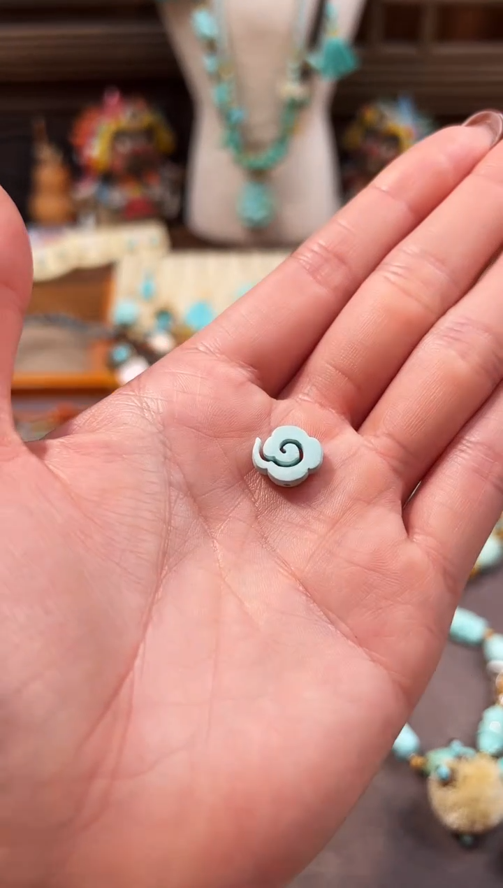 未镶嵌绿松石配饰祥云