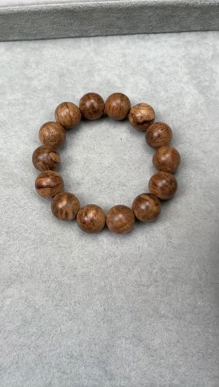 【闪购商品】沉香手串1.6惠安单圈25.8克