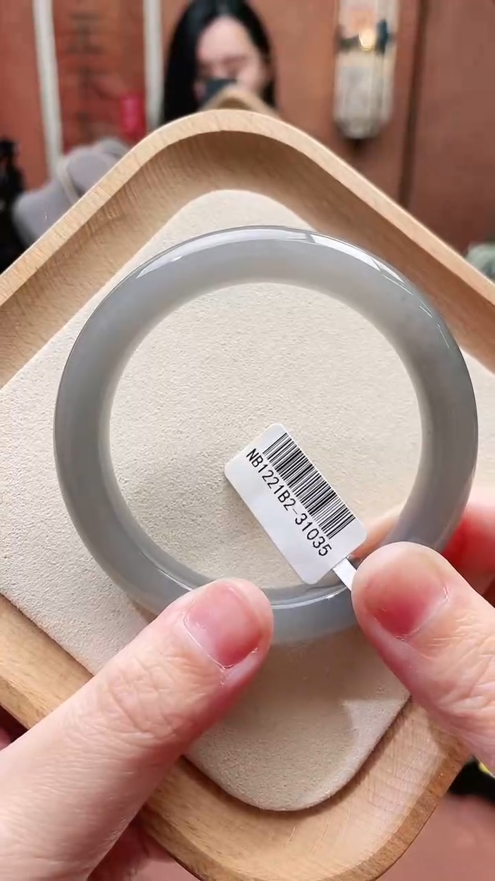 【闪购商品】和田玉未镶嵌手镯55+圈口