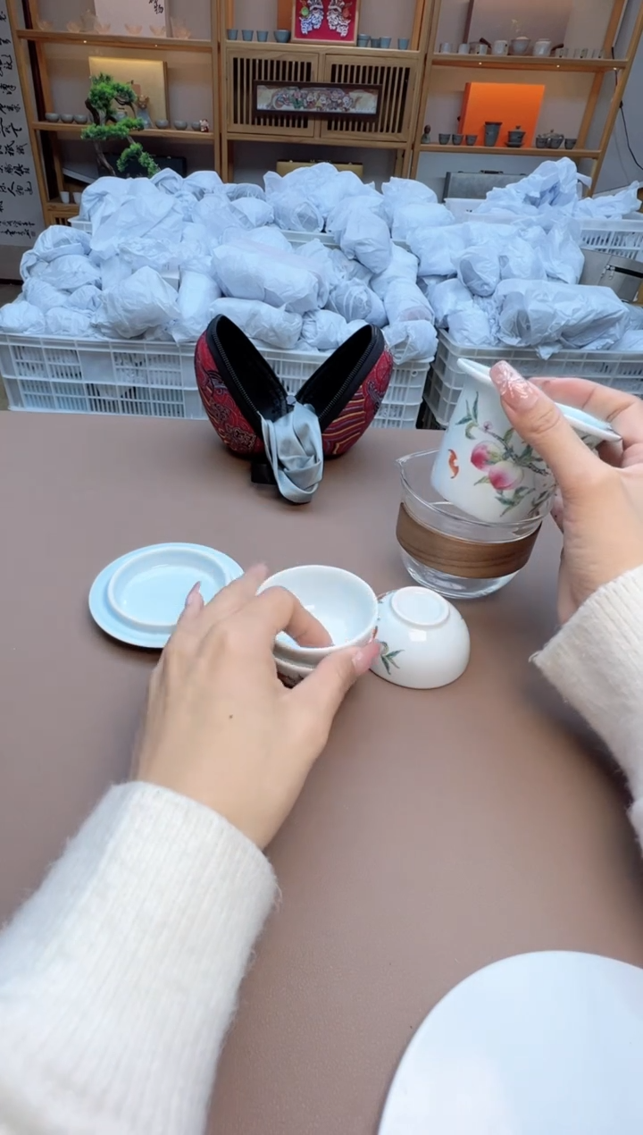 【闪购商品】摆件瓷制品S1111111111111