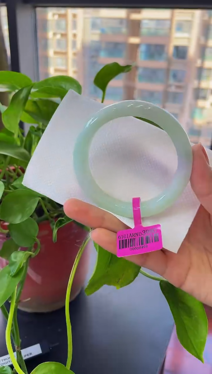 翡翠未镶嵌手镯111手镯61.4