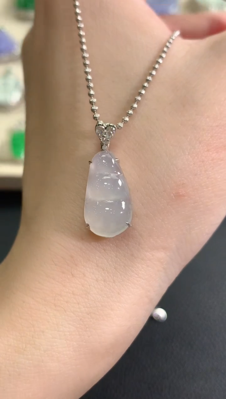 吊坠(不含链)18K金镶嵌翡翠冬日珠宝Q17