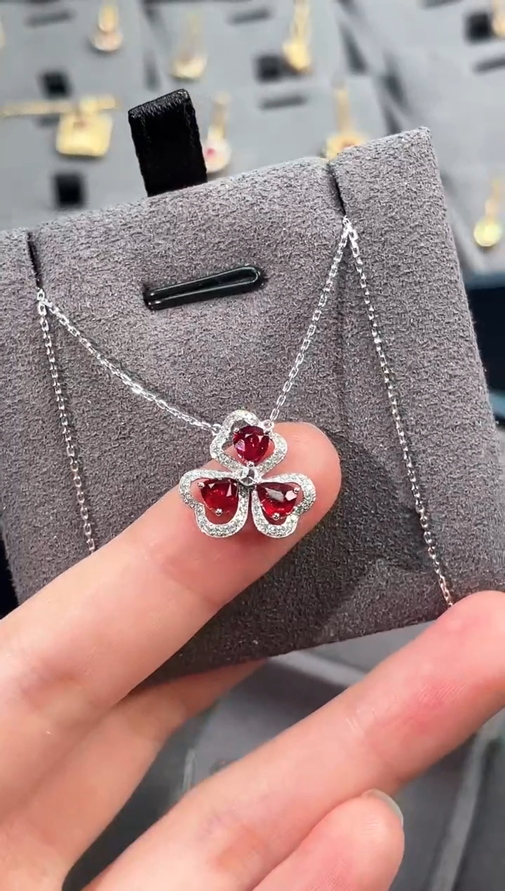 【闪购商品】红宝石项链18K金镶嵌/1.02ct/无烧鸽血红