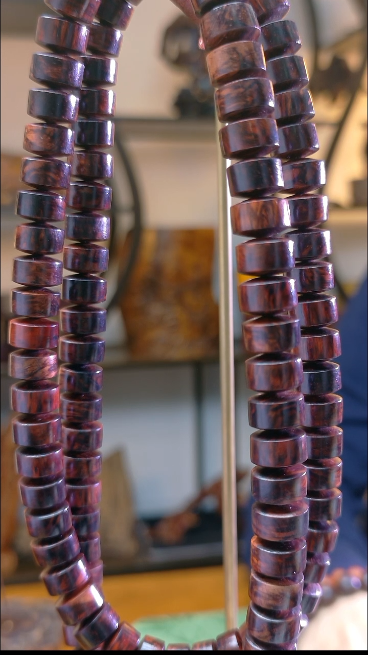 黄花梨/降香黄檀海南红降0.6*0.9片串108珠