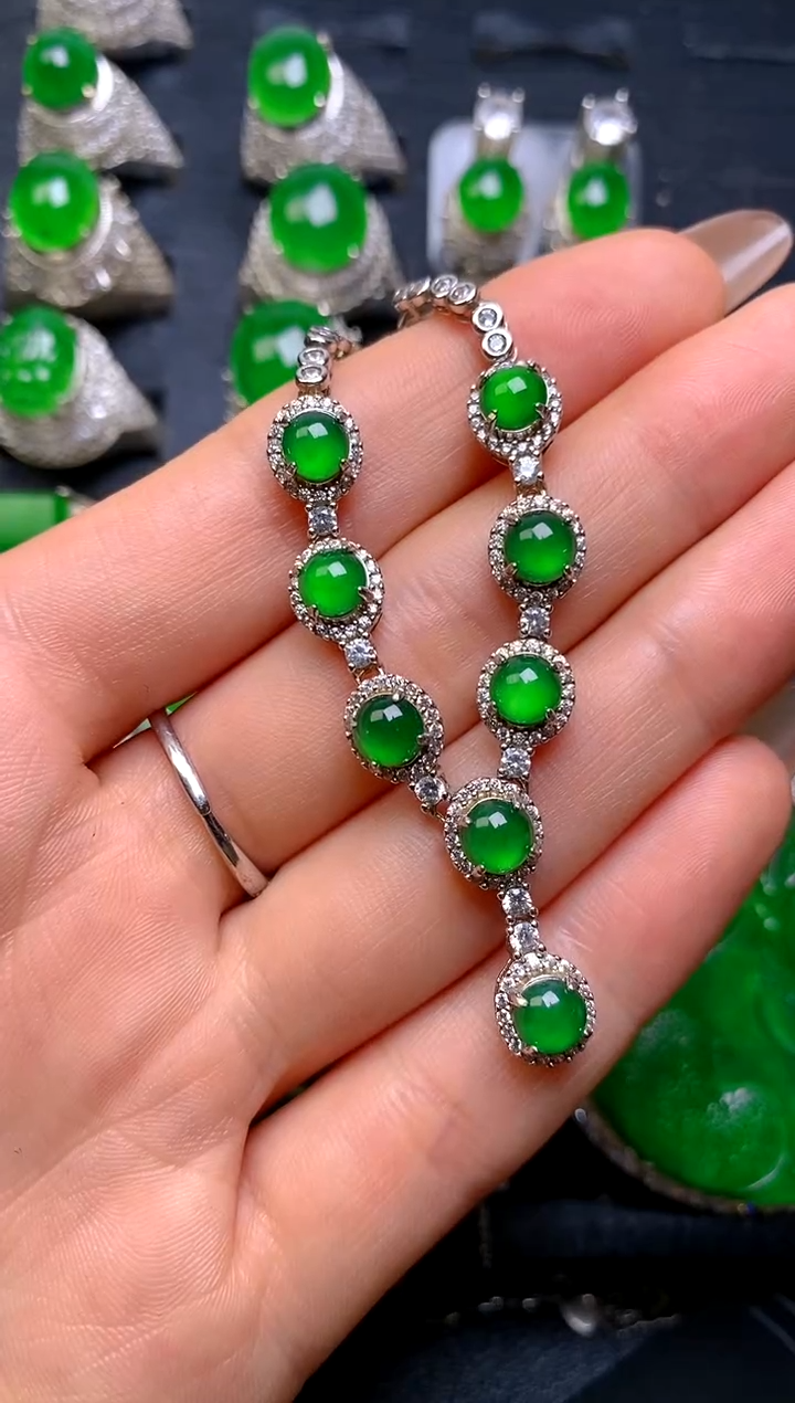 【闪购商品】翡翠项链银S925镶嵌蛋面项链