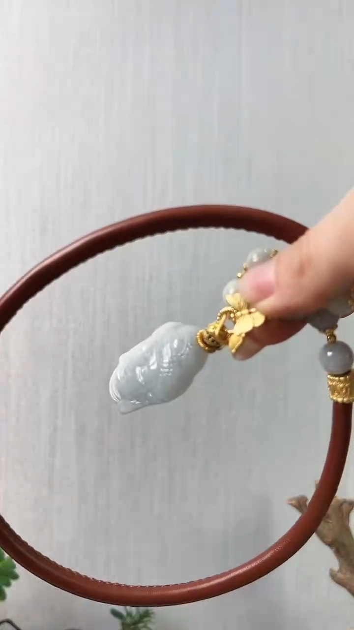 【闪购商品】翡翠颈饰未镶嵌佛头