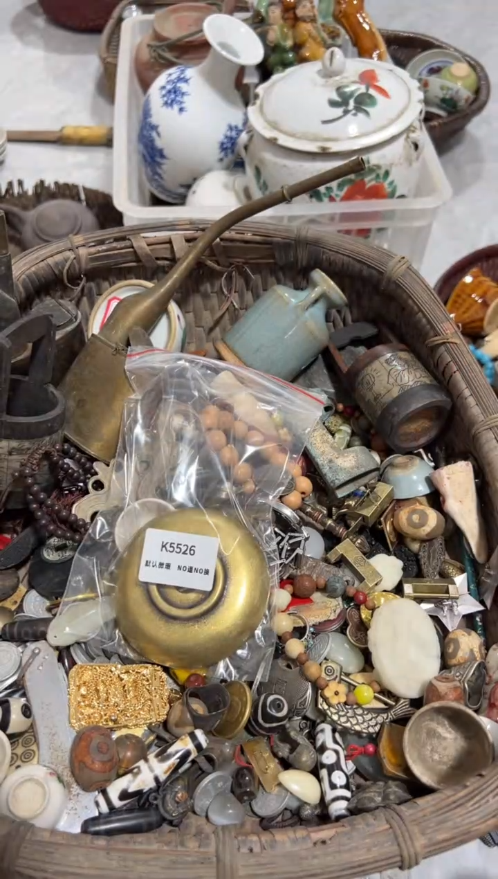 E****9秒拍秒付闪购瓷铜摆件