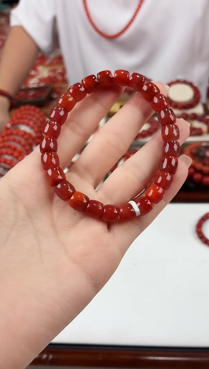 南红玛瑙瓦西直切手串8+未镶嵌一个/条