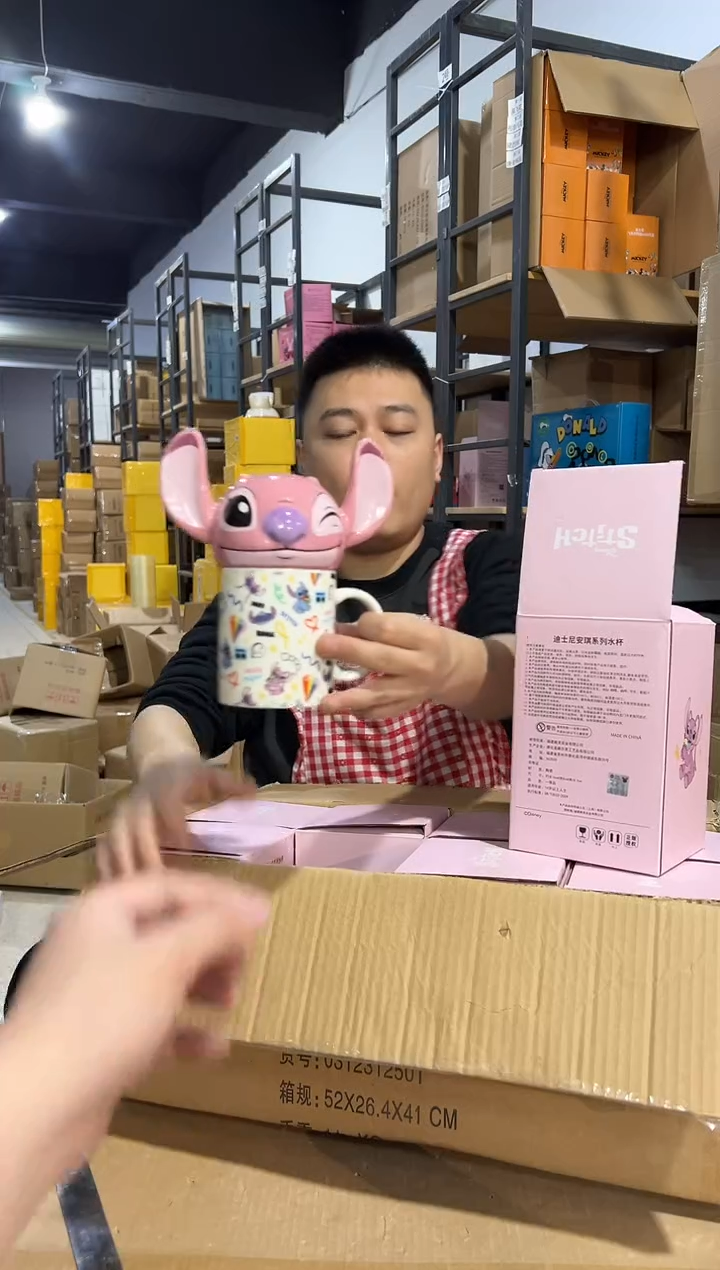 【闪购商品】杯原盒安琪满印带盖杯