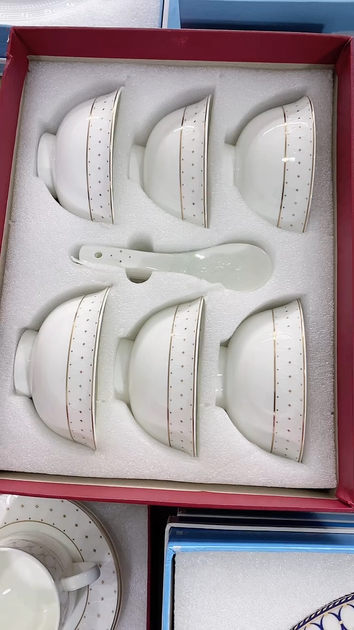 瓷片锅碗瓢盆一件不留@@1