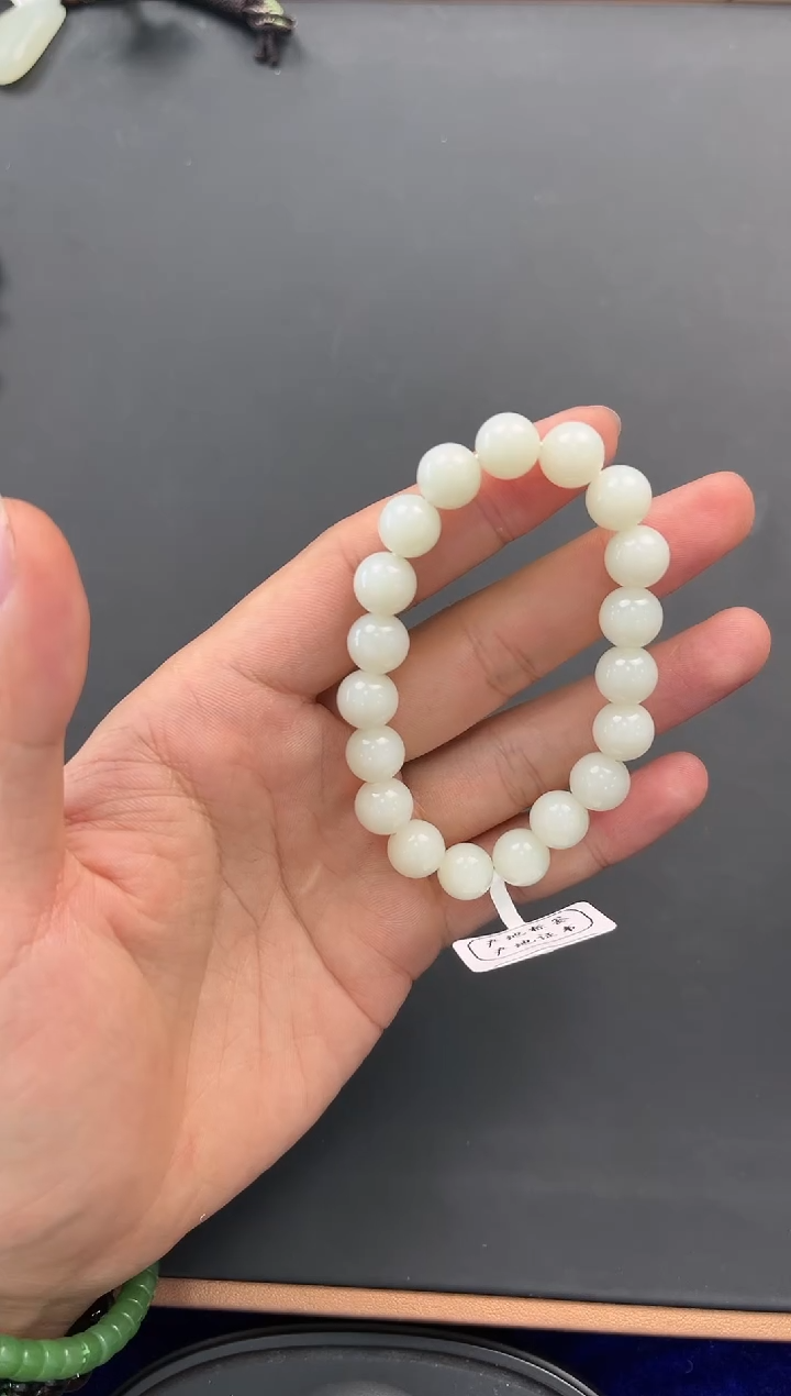 未镶嵌手串和田玉且末米达手串卡10微色差 有纹