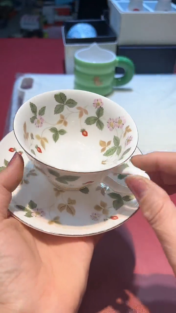 【闪购商品】瓷片锅碗瓢盆一件不剩