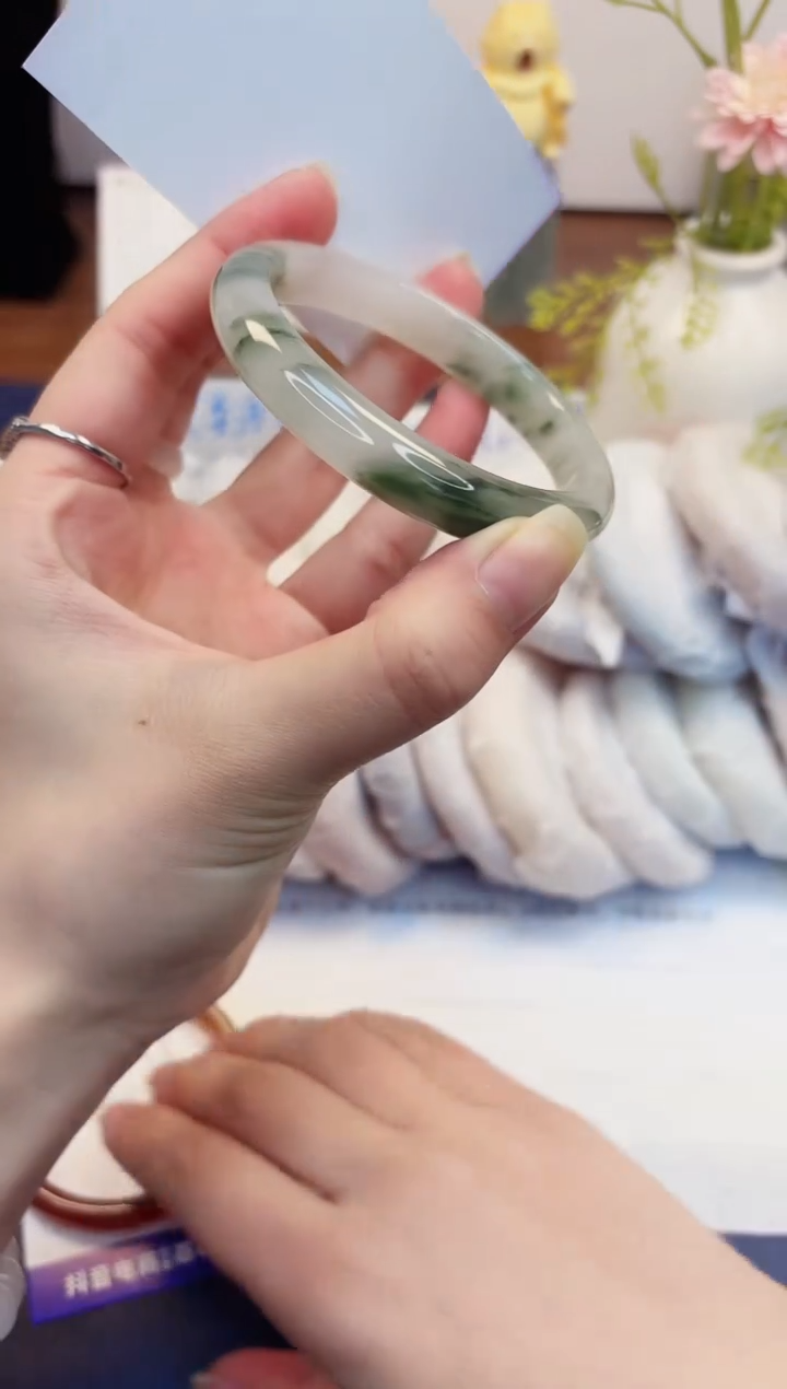 【闪购商品】石英质玉手镯未镶嵌221-天山翠-圈口58